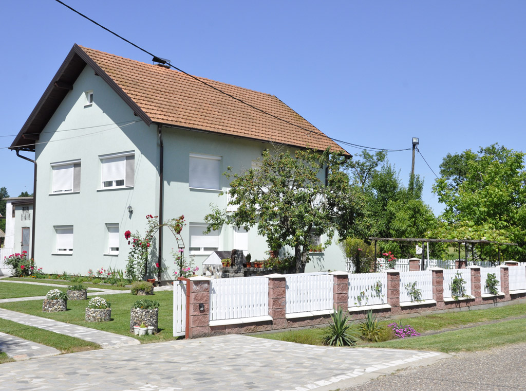 Župa Potočani – zemaljski raj na brdovitoj posavskoj ravnici ...